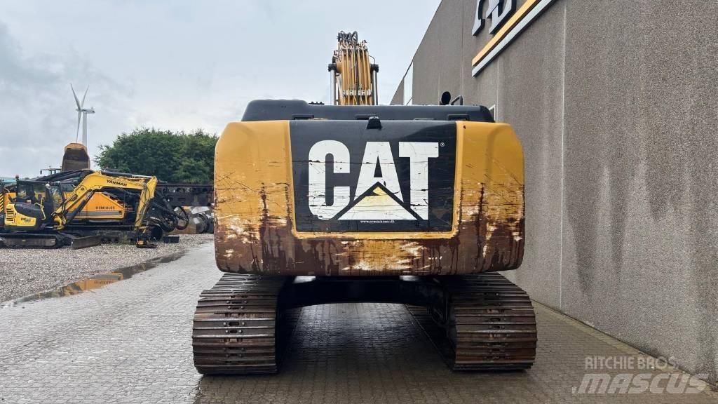 CAT 329E Paletli ekskavatörler
