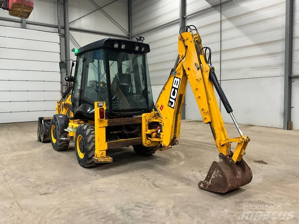 JCB 2 CX Kazıcı yükleyiciler - beko loder