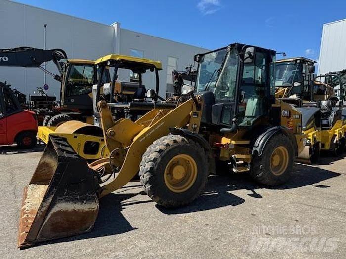 CAT 908M Tekerlekli yükleyiciler