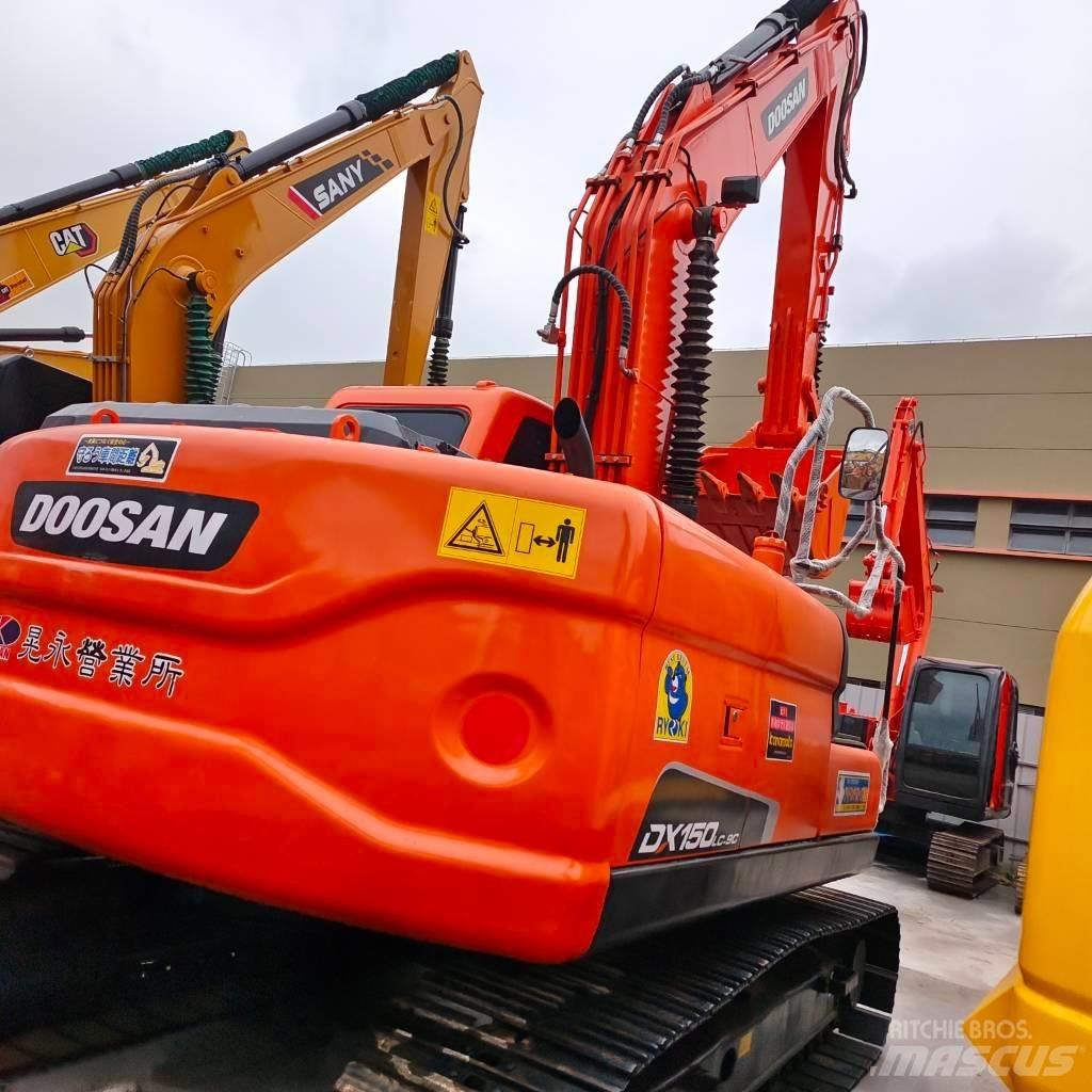 Doosan DX 150 LC Paletli ekskavatörler
