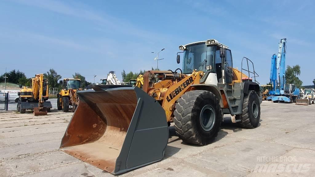 Liebherr L 566 Tekerlekli yükleyiciler