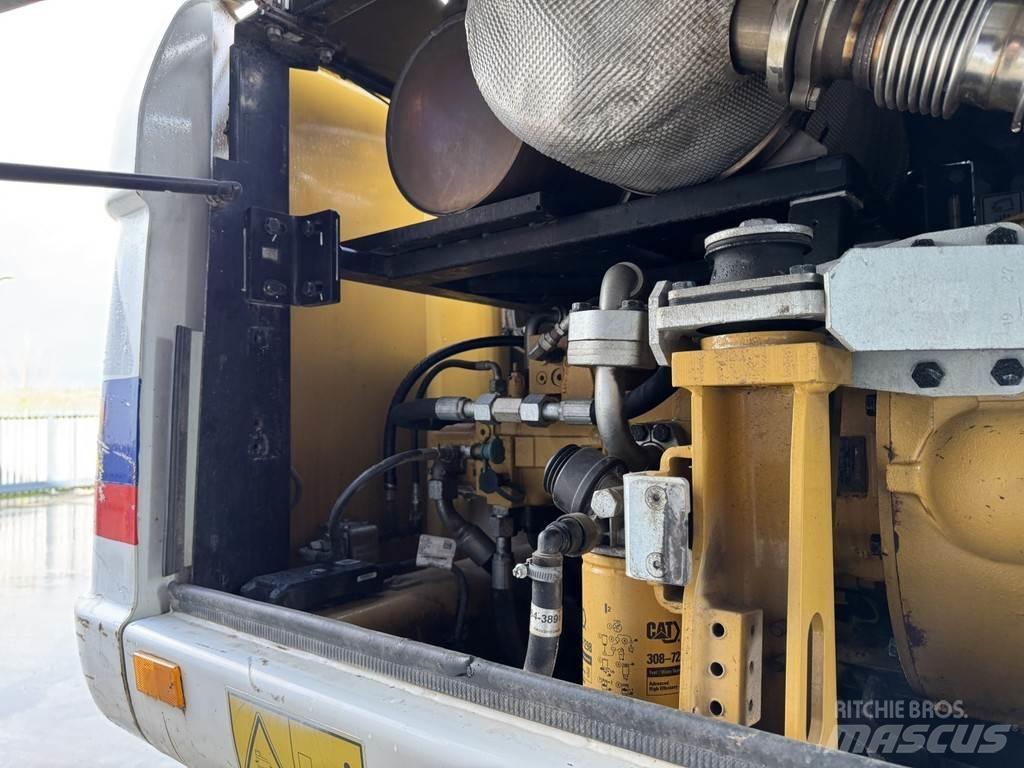 CAT M315D Lastik tekerli ekskavatörler