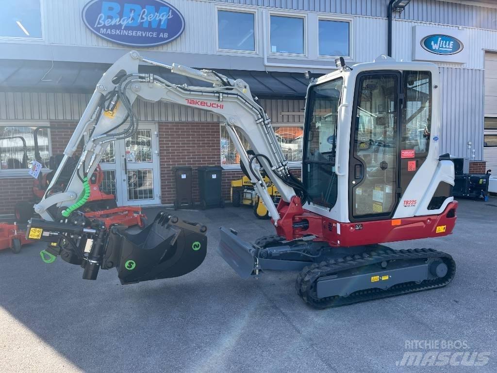 Takeuchi TB 225 Mini ekskavatörler, 7 tona dek