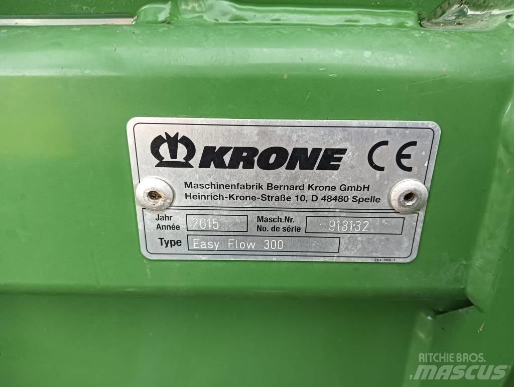 Krone Easy Flow 300 Kendi yürür silaj makinalari