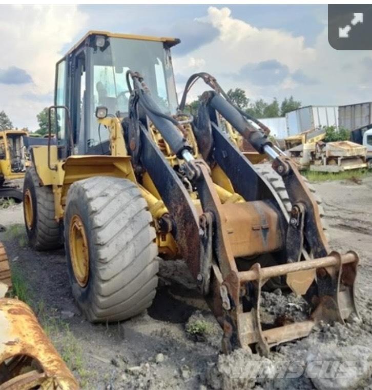 CAT IT 62 G Tekerlekli yükleyiciler