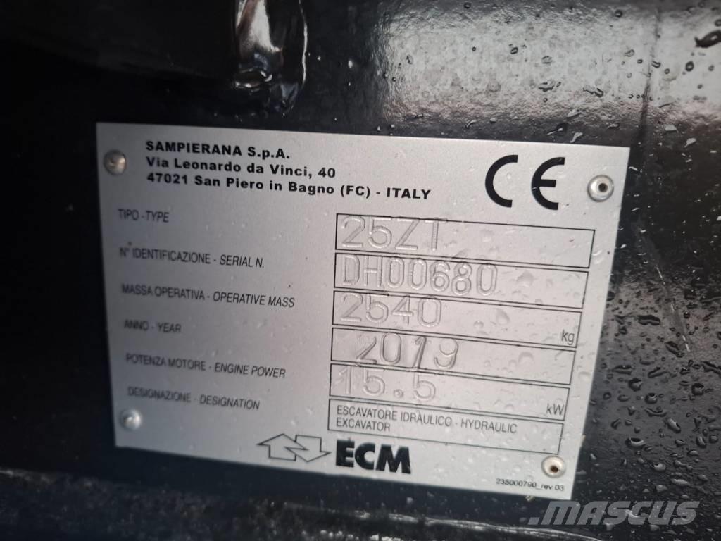 ECM 25 ZT Mini ekskavatörler, 7 tona dek