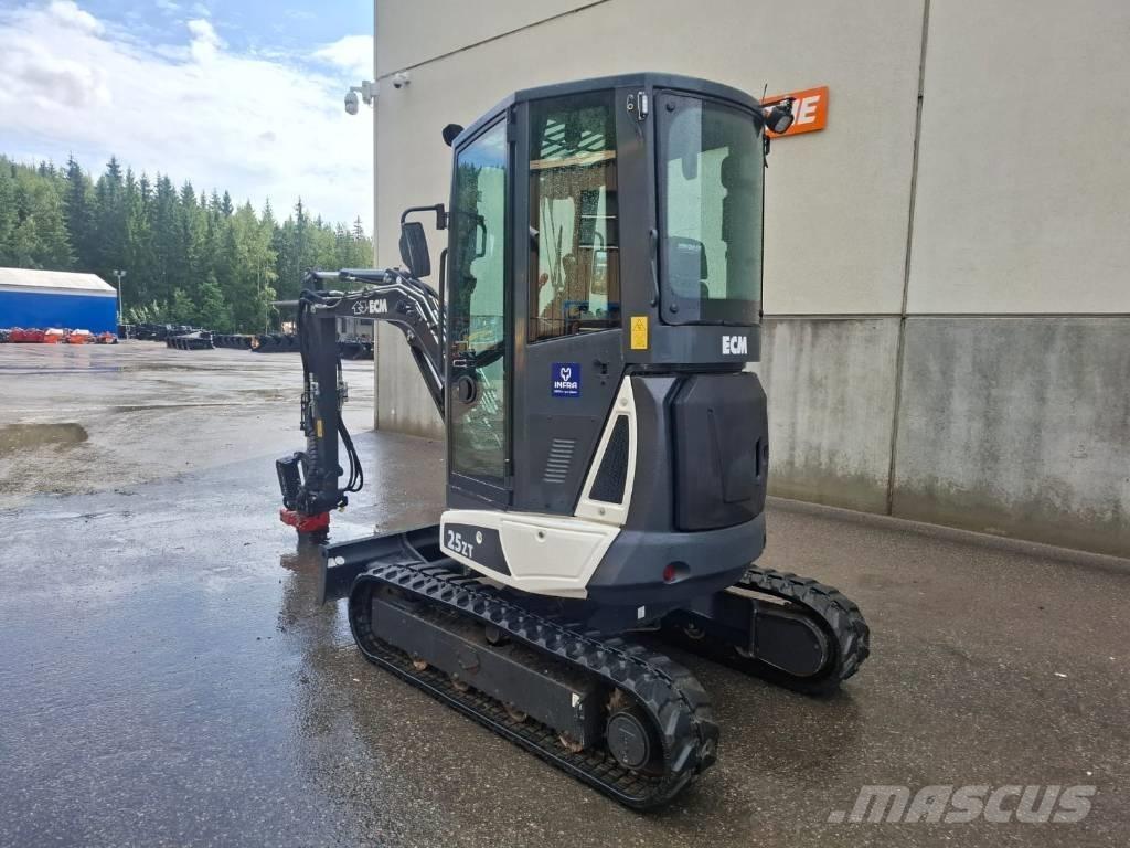 ECM 25 ZT Mini ekskavatörler, 7 tona dek