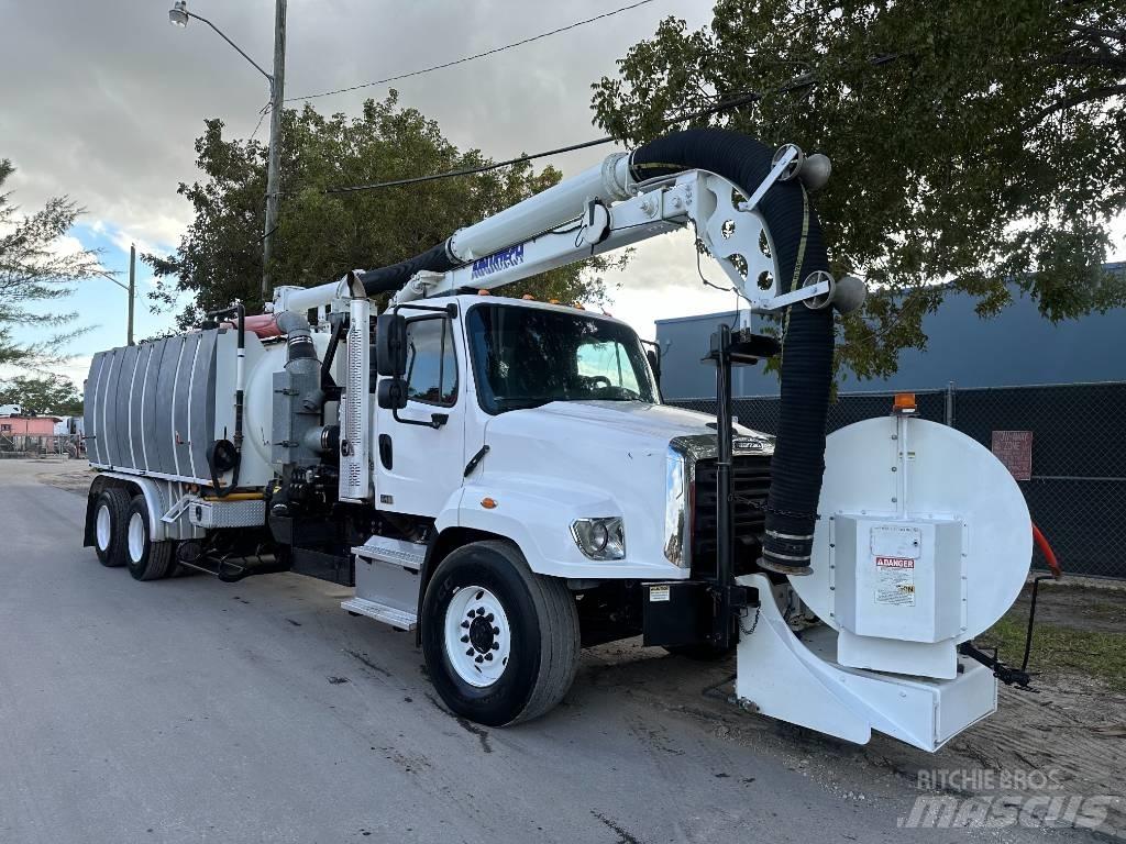 Freightliner 114SD Vidanjörler
