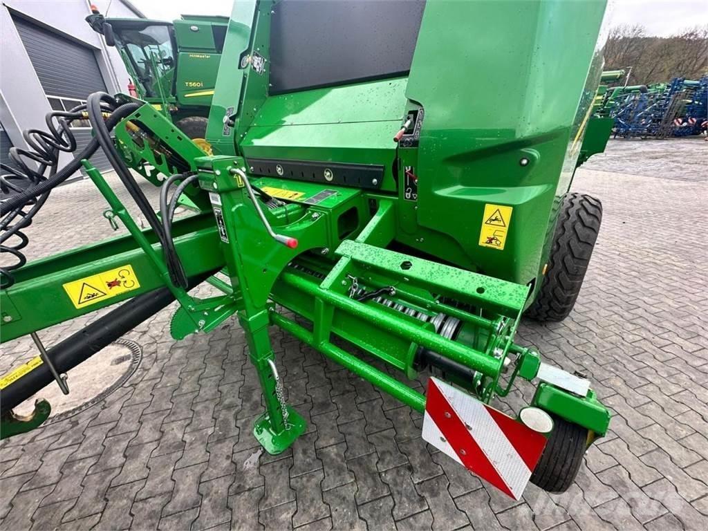 John Deere V461M Rulo balya makinalari