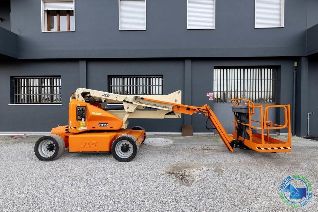 JLG M450AJ Körüklü personel platformları