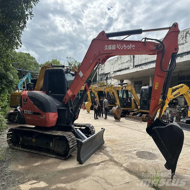 Kubota 183-3 Paletli ekskavatörler