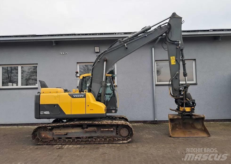 Volvo EC 140 DL Paletli ekskavatörler