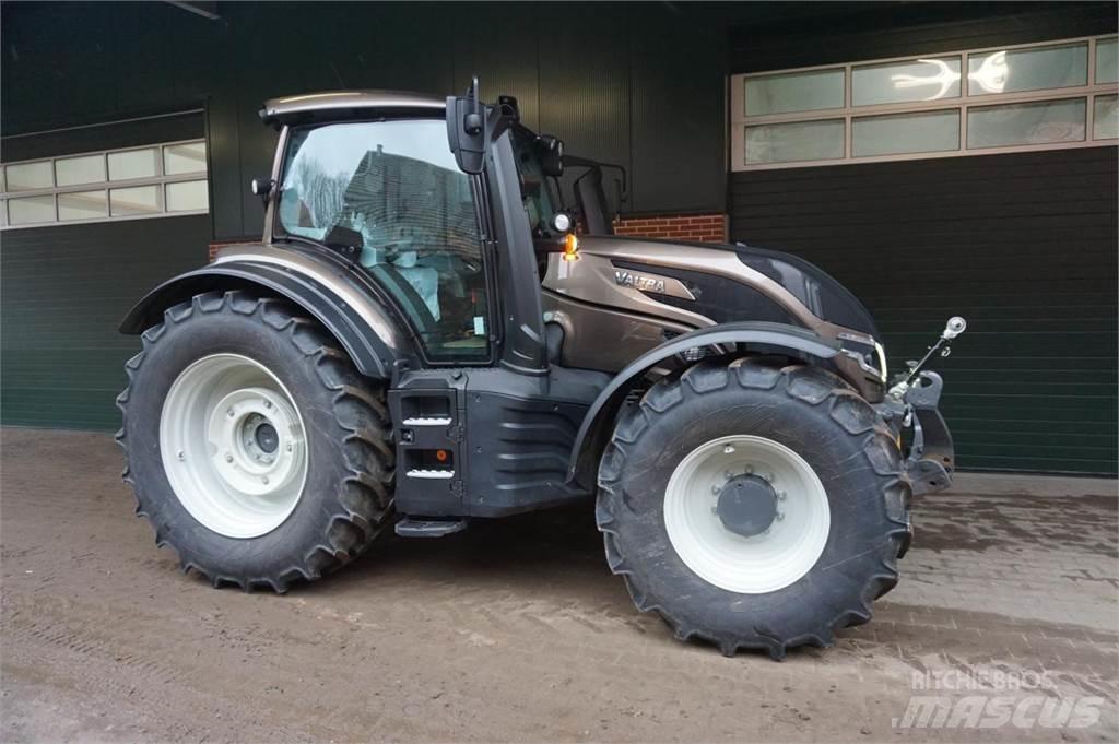 Valtra T175 Active Traktörler