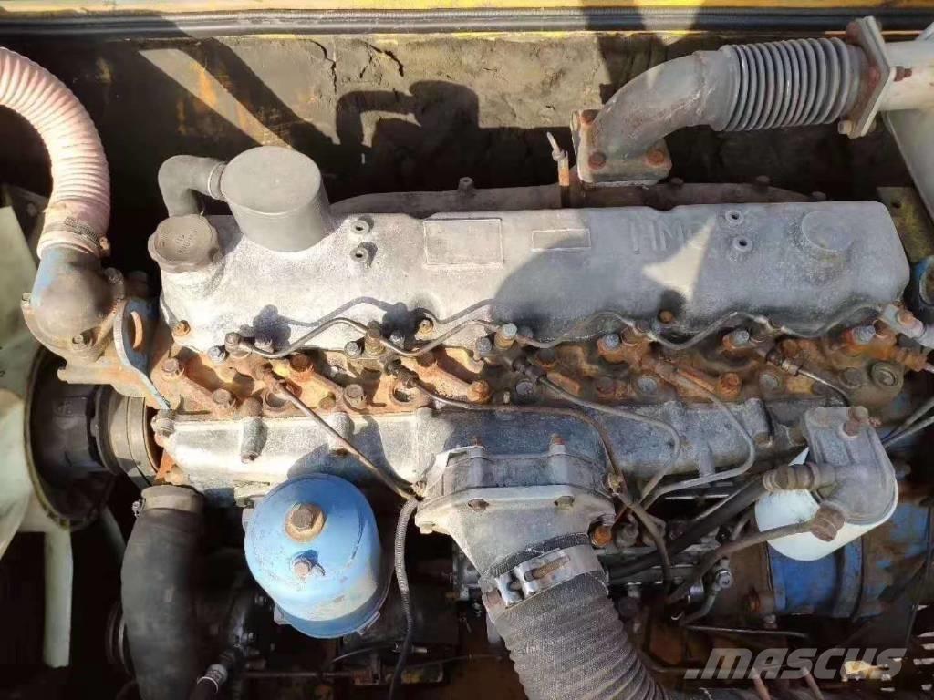 Hyundai 210-5 Paletli ekskavatörler