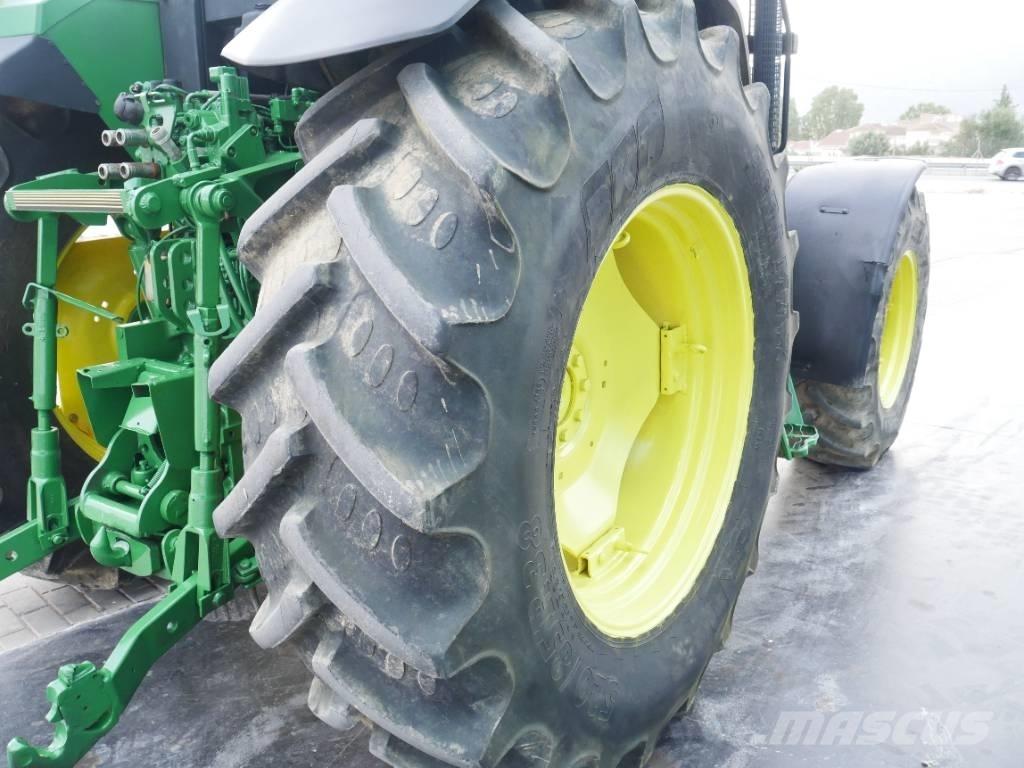 John Deere 6800 Traktörler