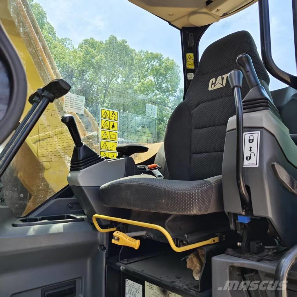 CAT 310 Paletli ekskavatörler