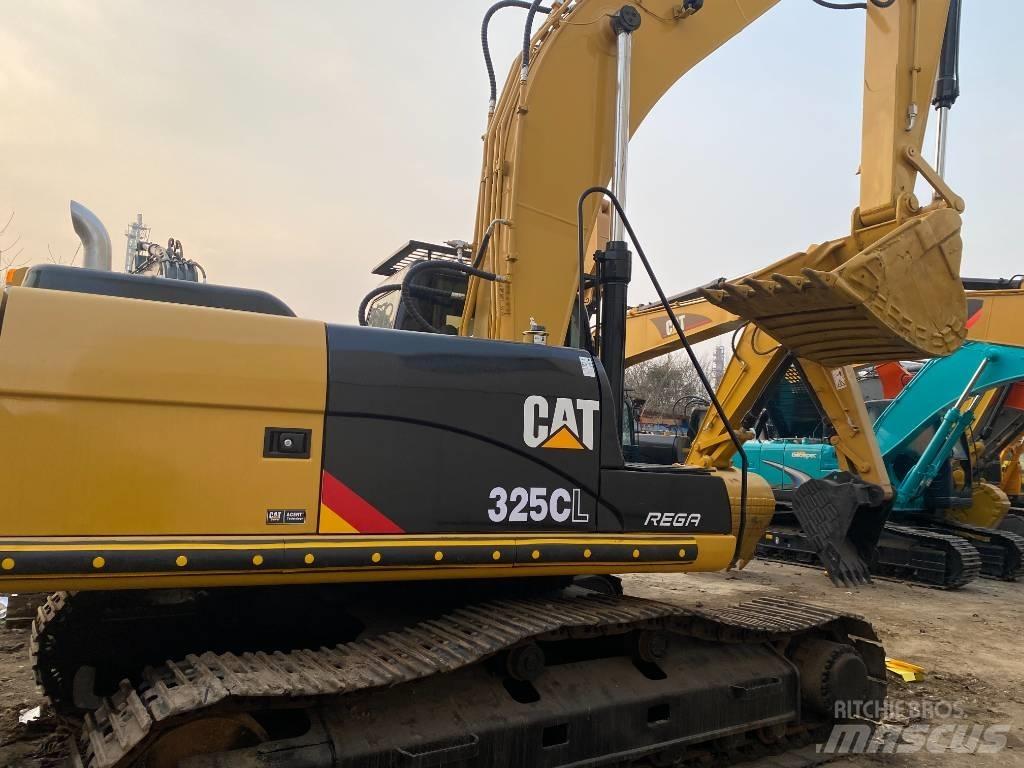 CAT 325 CL Paletli ekskavatörler