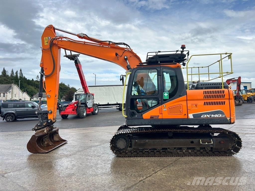 Doosan DX140 LC Paletli ekskavatörler
