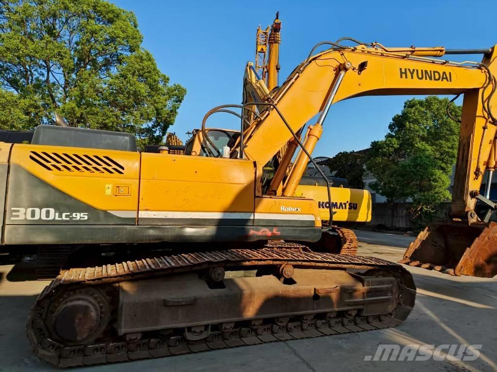 Hyundai R300LC-9S Paletli ekskavatörler