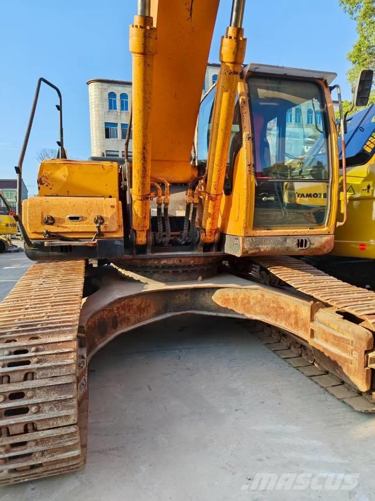 Hyundai R300LC-9S Paletli ekskavatörler