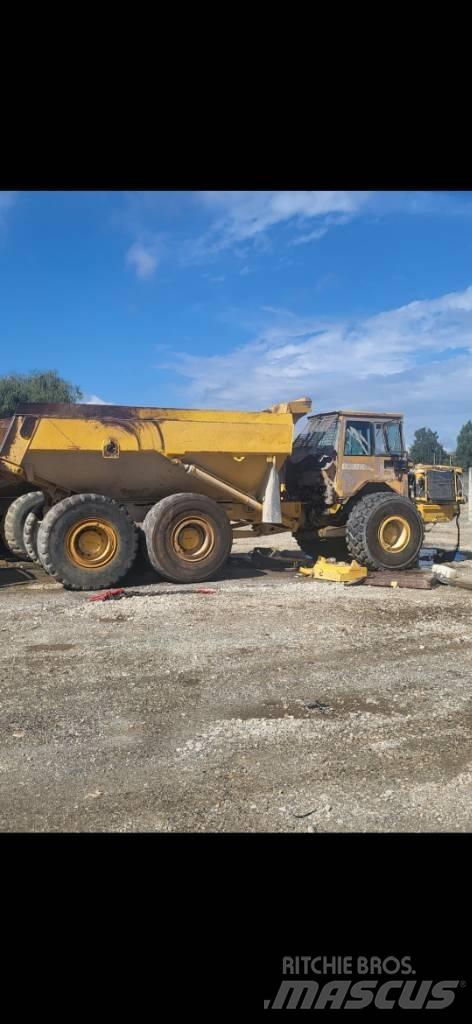 Volvo A25C Belden kirma kaya kamyonu