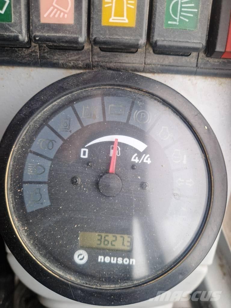 Neuson 1404 Mini ekskavatörler, 7 tona dek