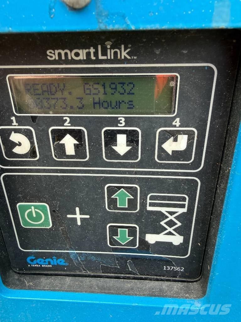 Genie GS 1932 Makasli platformlar