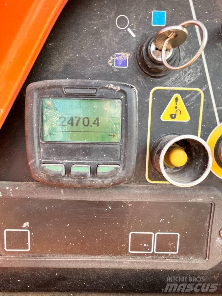 JLG 450 AJ Körüklü personel platformları