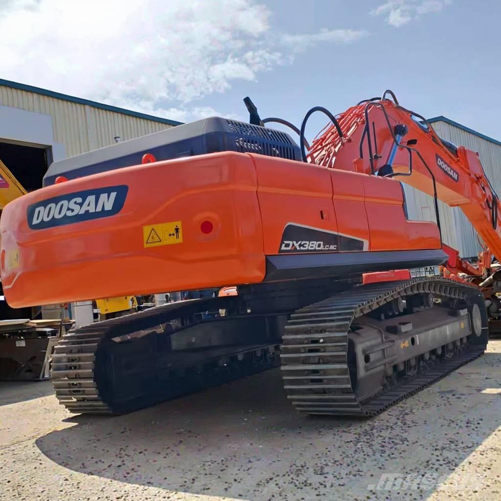 Doosan DX 380 LC Paletli ekskavatörler