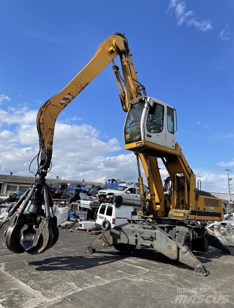 Liebherr 924 Atık taşıma araçları