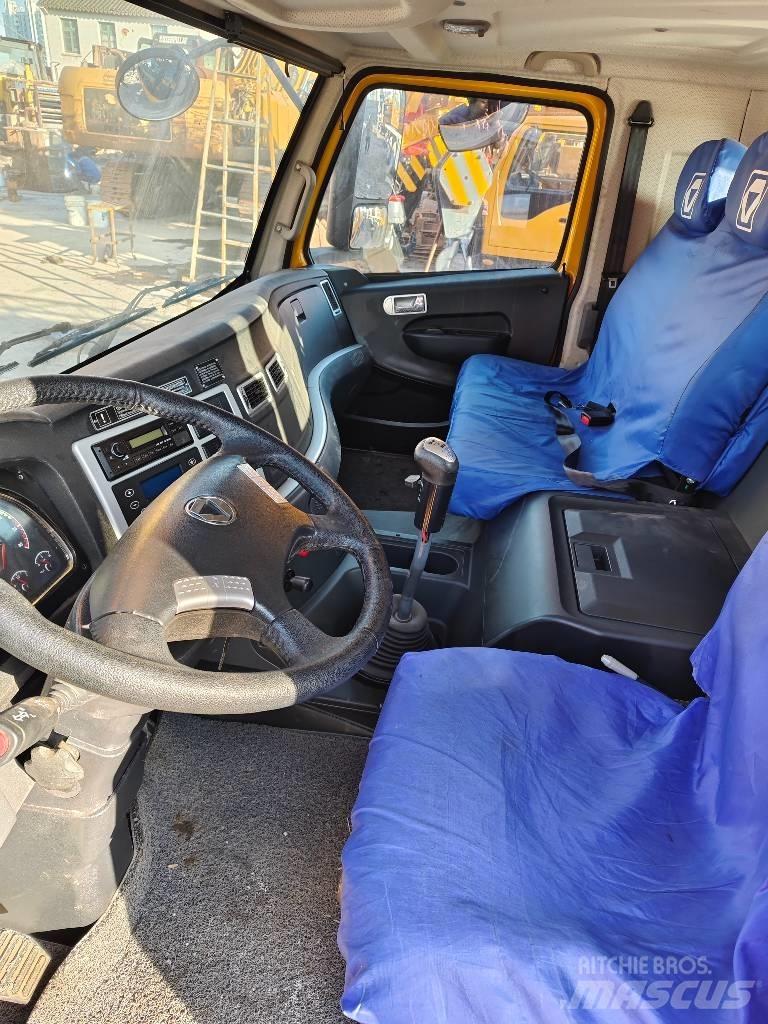 XCMG QY 35 K Yol-Arazi Tipi Vinçler (AT)