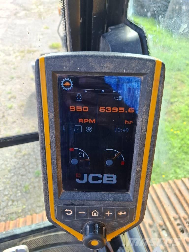 JCB JS 220 LC Paletli ekskavatörler