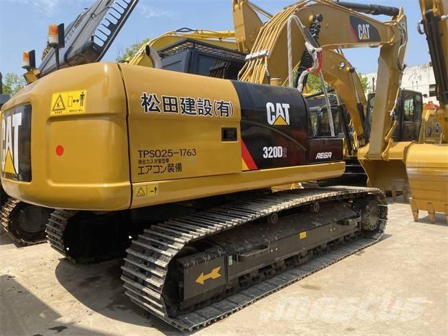 CAT 320 D2 Paletli ekskavatörler