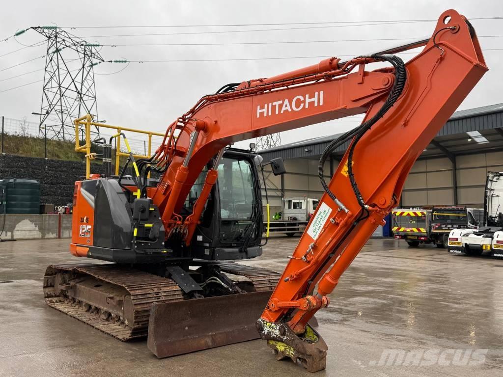Hitachi ZX 135 US-7 Paletli ekskavatörler