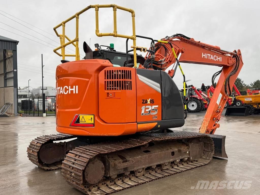 Hitachi ZX 135 US-7 Paletli ekskavatörler