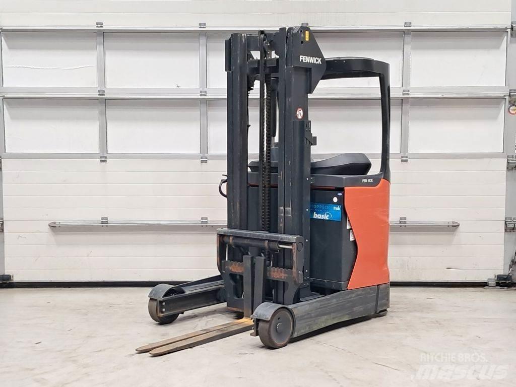 Linde R14-01 Reach truck - depo içi istif araçları