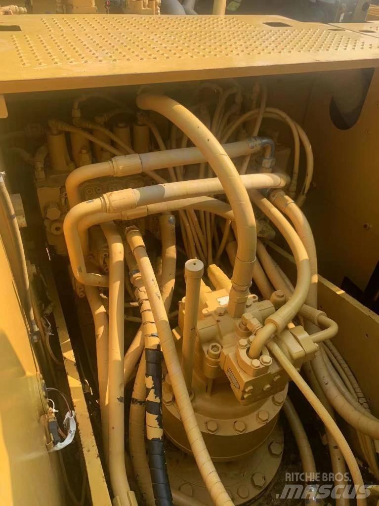 CAT 320 D Paletli ekskavatörler