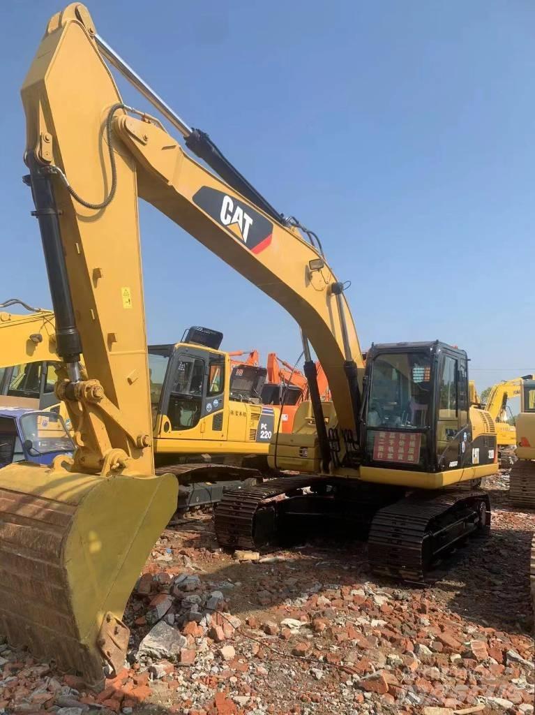 CAT 320 D Paletli ekskavatörler