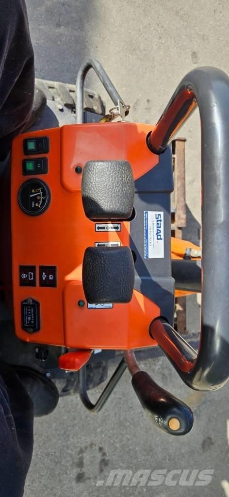 Doosan DX 10 Z Mini ekskavatörler, 7 tona dek