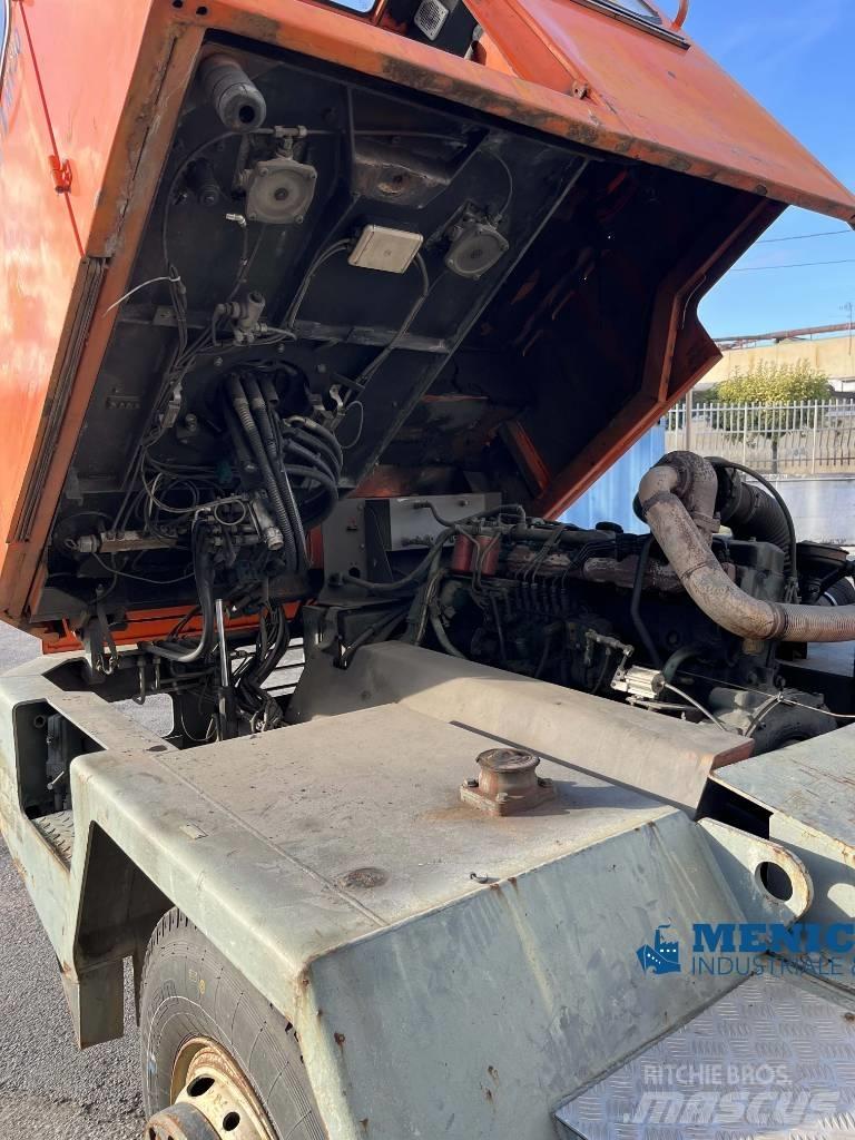 Mafi MT 30 Terminal çekiciler