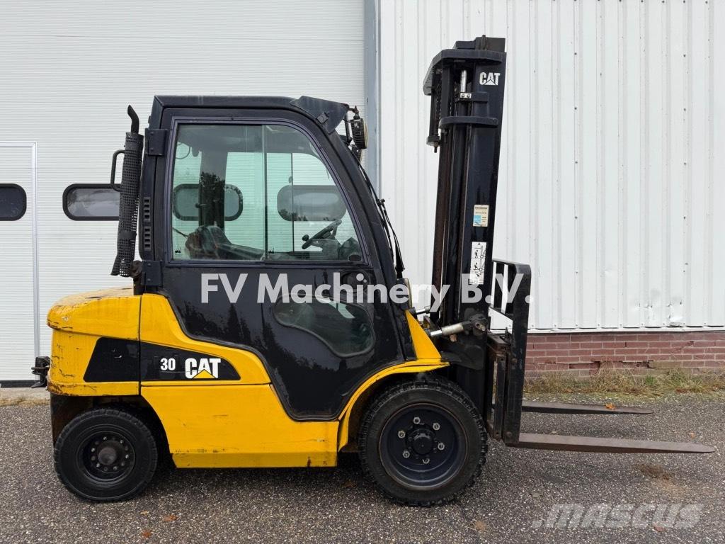 CAT DP 30 N Dizel forkliftler