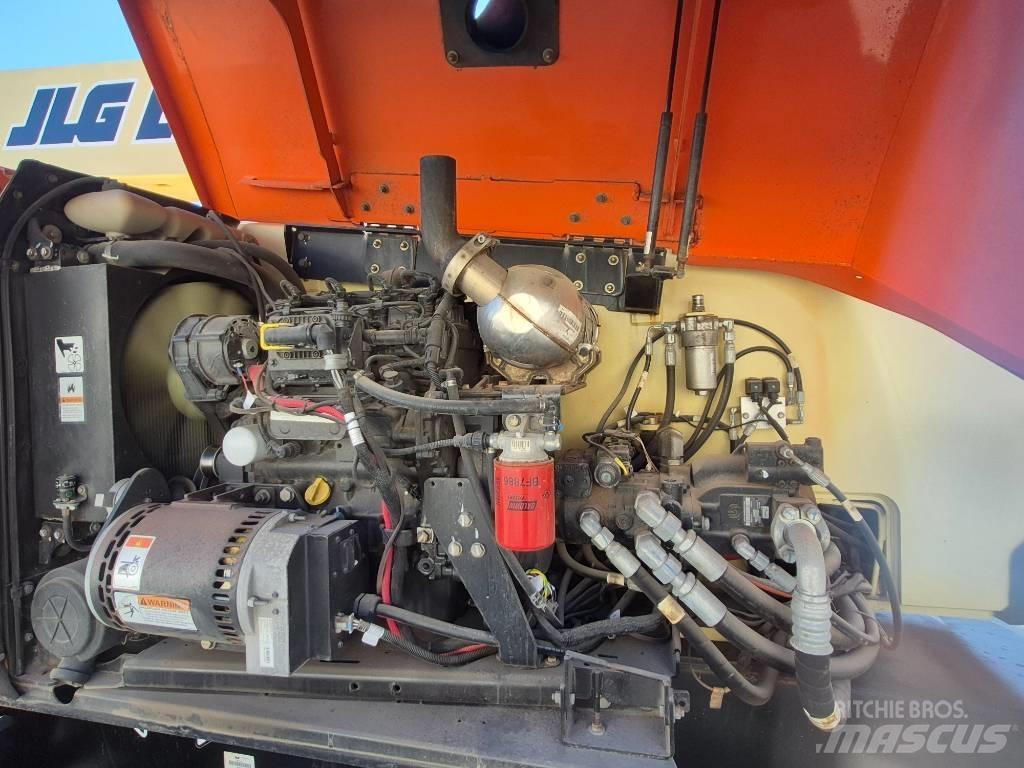 JLG 800 AJ Körüklü personel platformları