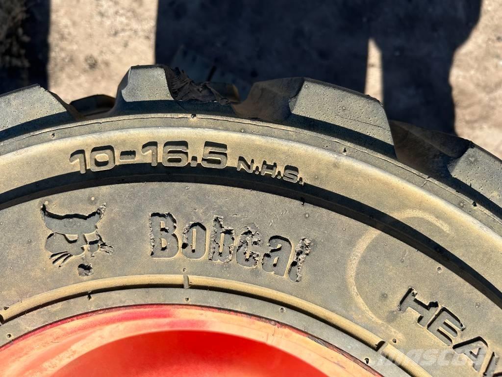 Bobcat 10x16.5 Tires Lastikler