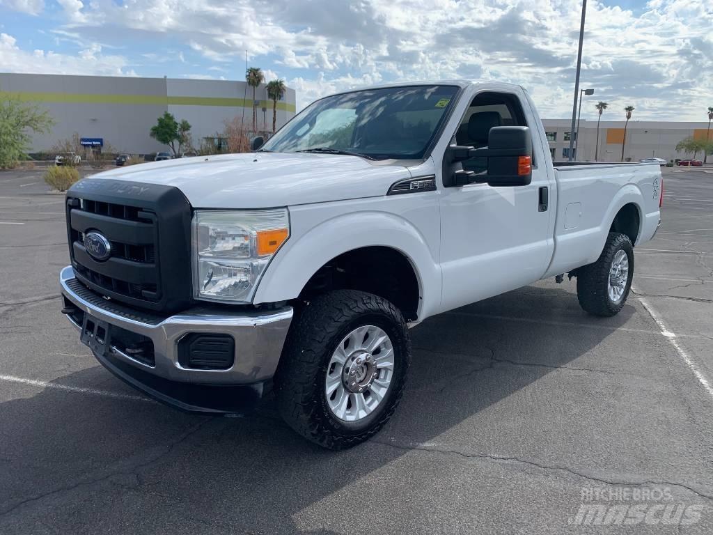 Ford F 350 Kapali kasa kamyonlar