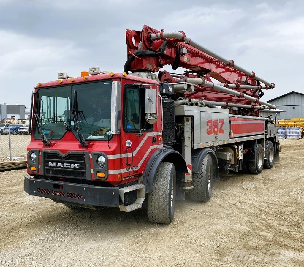 Putzmeister (#202) 38M Beton pompaları