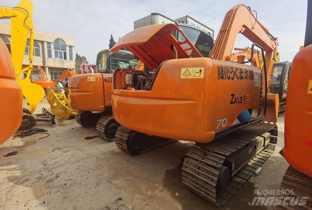 Hitachi ZX 70 Paletli ekskavatörler