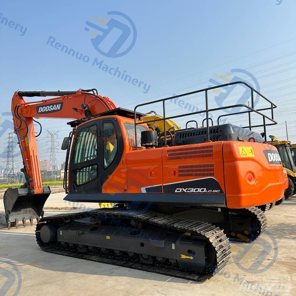 Doosan DX 300LC-9C Paletli ekskavatörler