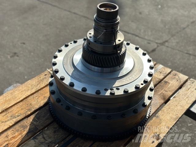 CAT 725 ZMIENNIK Hidrolik