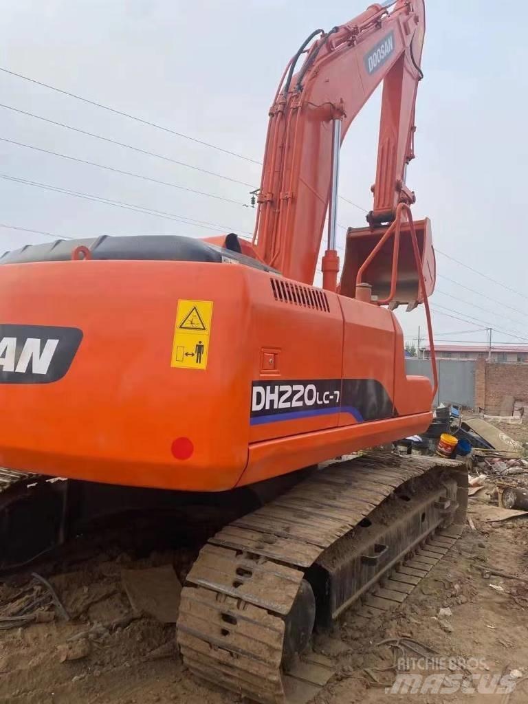 Doosan DH220LC-5 Paletli ekskavatörler