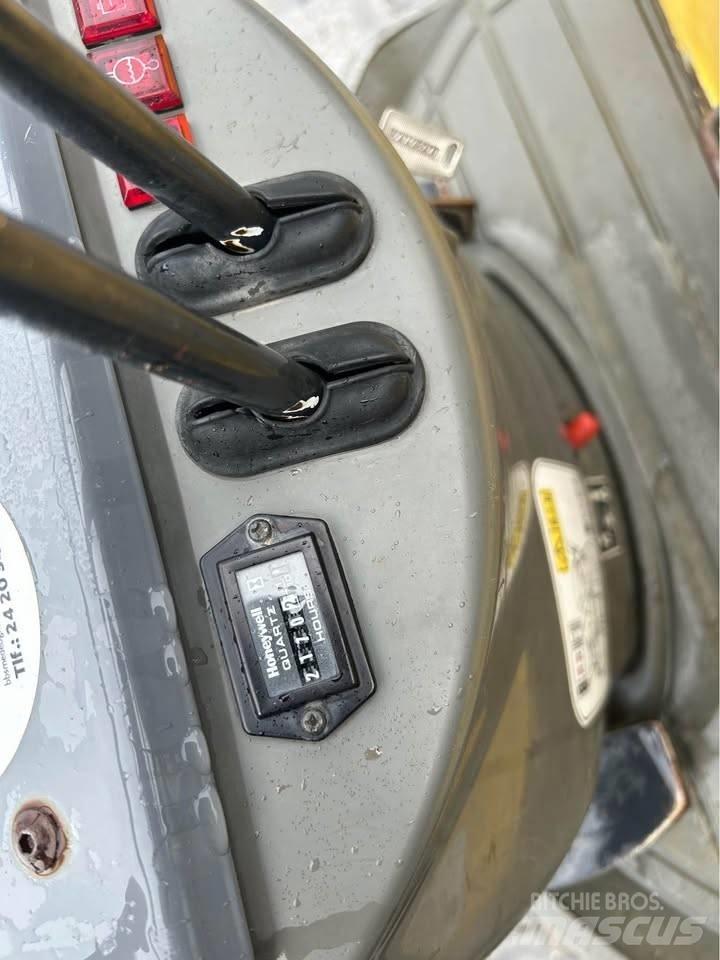 Yanmar Vio 12 Mini ekskavatörler, 7 tona dek